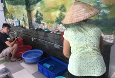 Food shop volunteer vietnam 1